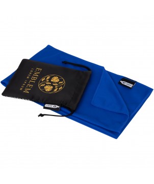 Textiles de sport - Serviette de sport rafraîchissante en PET recyclé Raquel avec pochette 80 x 30 cm | PRINTECOM