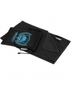 Textiles de sport - Serviette de sport rafraîchissante en PET recyclé Raquel avec pochette 80 x 30 cm | PRINTECOM
